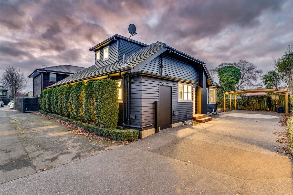 40 Newnham Terrace, Upper Riccarton, Christchurch - Carousel 1