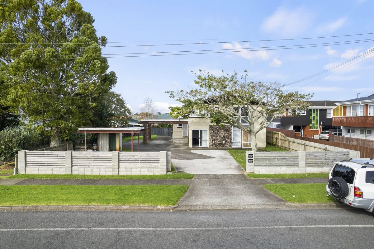 1/54 Wintere Road, Papatoetoe, Auckland - Carousel 16