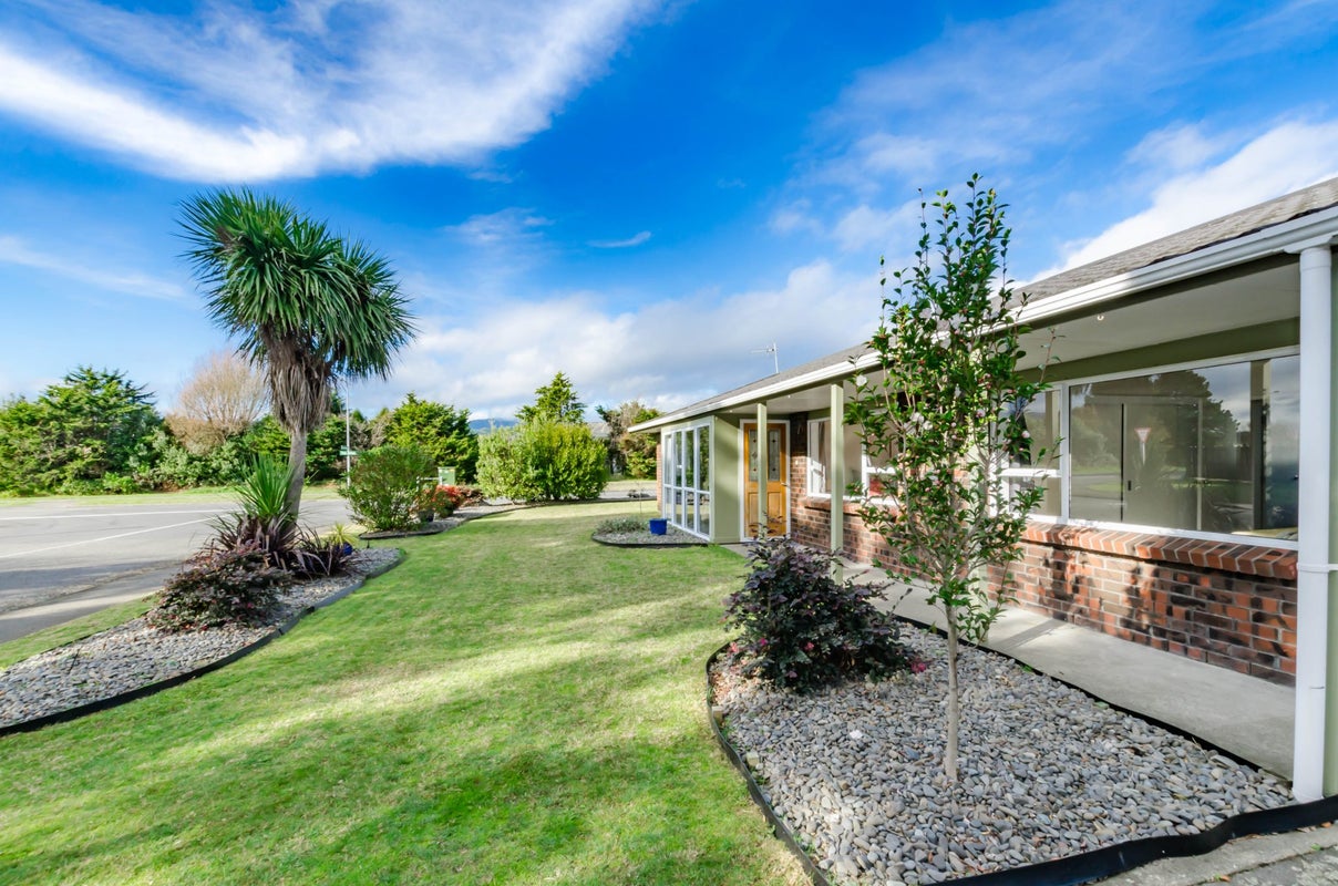 30 The Avenue, Paraparaumu Beach, Paraparaumu - Carousel 21
