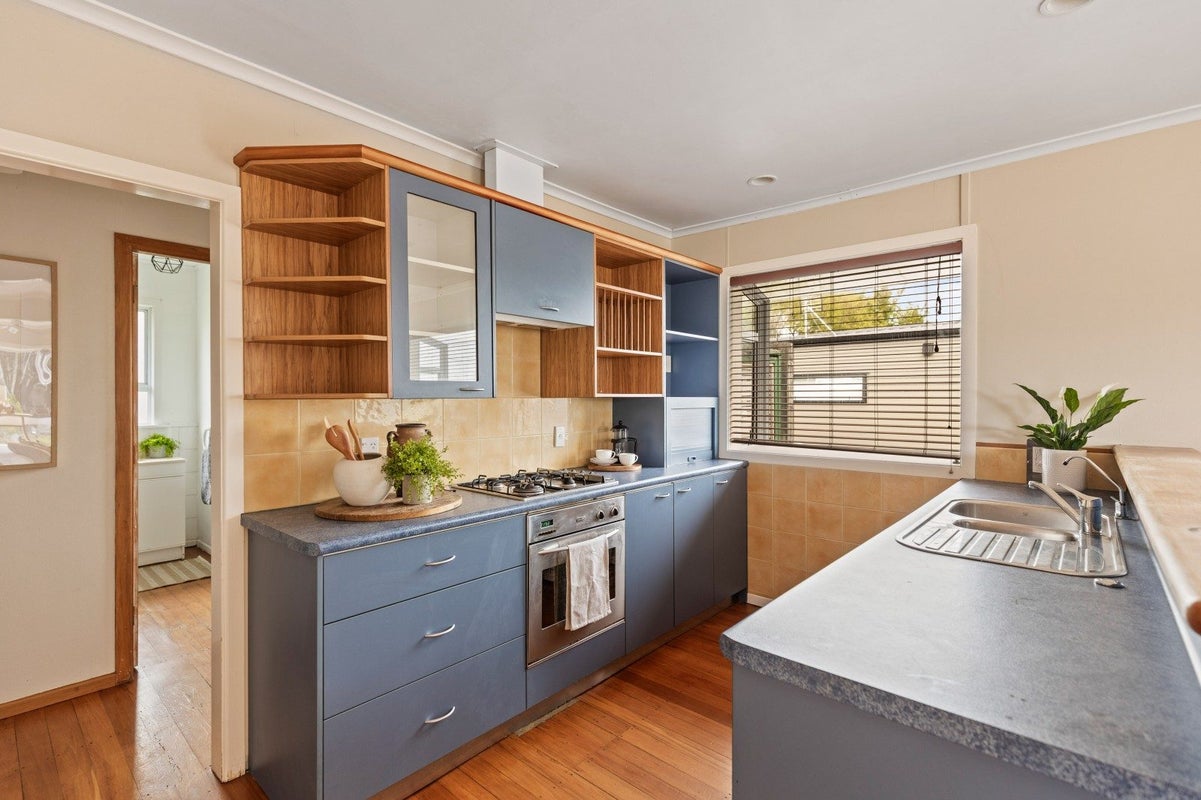 273 Tukapa Street, Hurdon, New Plymouth - Carousel 2