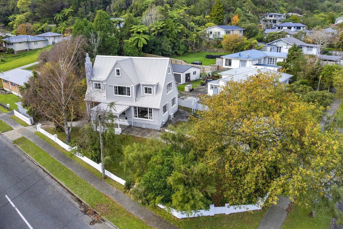 117 Horoeka Street, Stokes Valley, Lower Hutt - Carousel 46