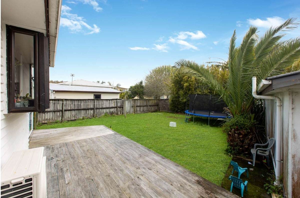 55 Bruce McLaren Road, Henderson, Auckland - Carousel 2
