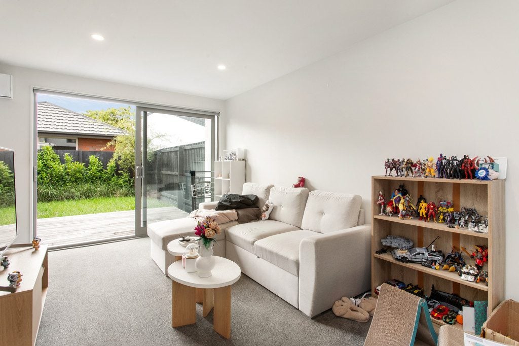 11/7 Lindores Street, Addington, Christchurch - Carousel 2