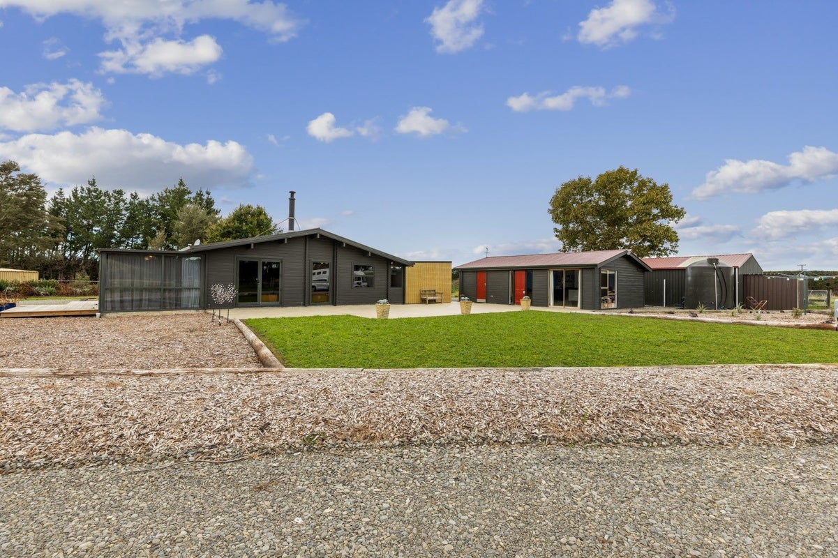 143 Knights Road, Christchurch - Carousel 2