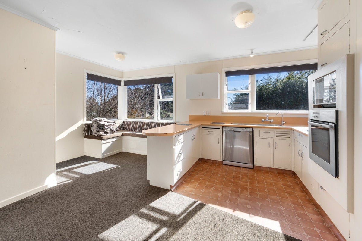 114A Pioneer Road, Moturoa, New Plymouth - Carousel 2