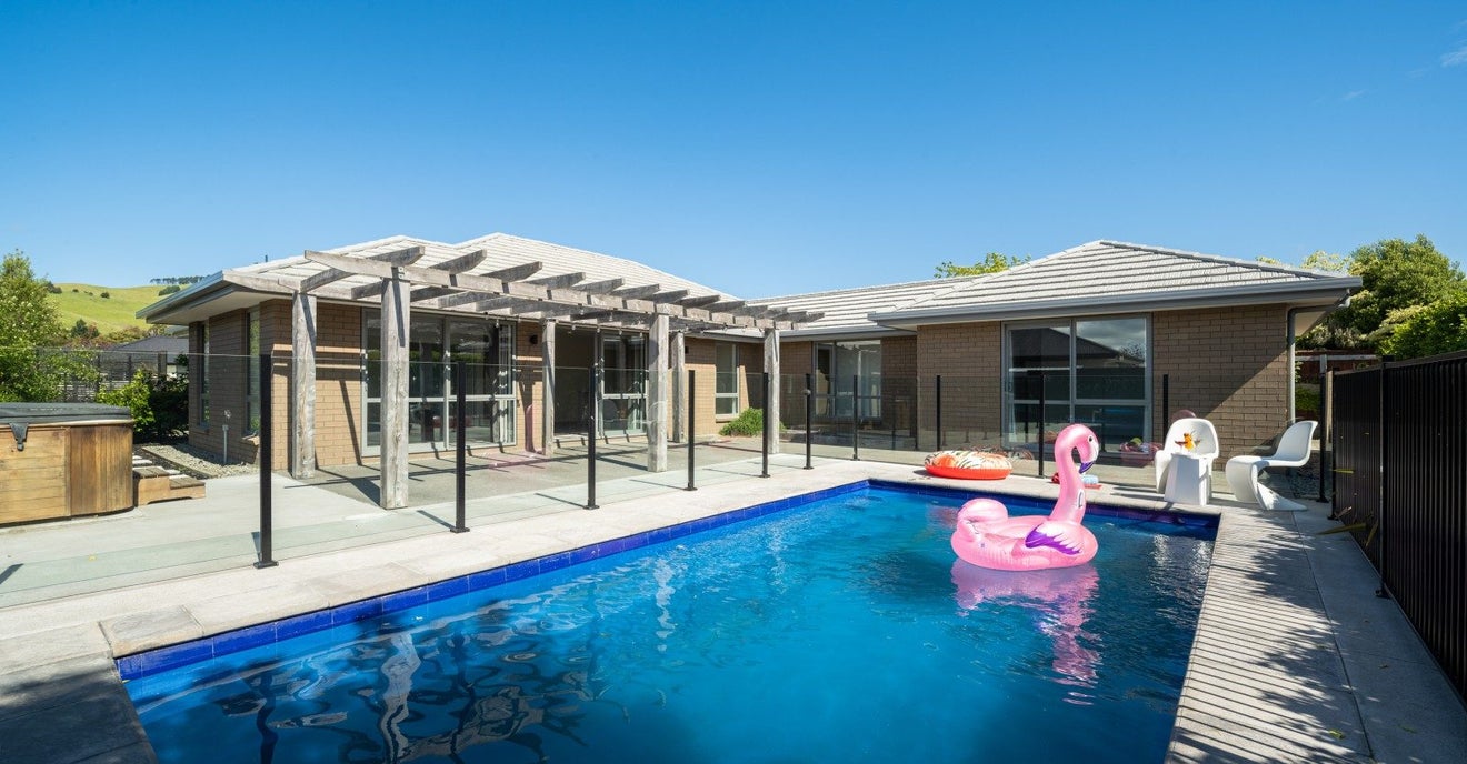 16 Maeburn Street, Witherlea, Blenheim - Carousel 1