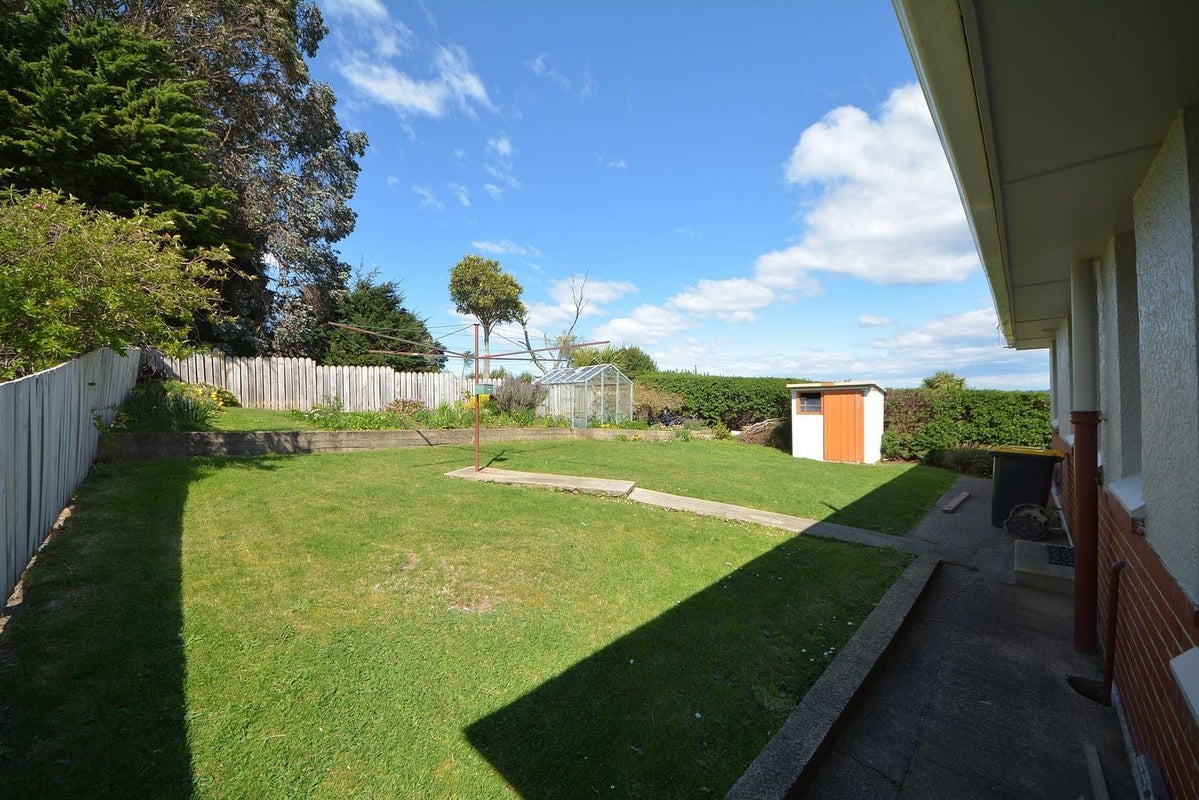 38 Campbells Road, Pine Hill, Dunedin - Carousel 2