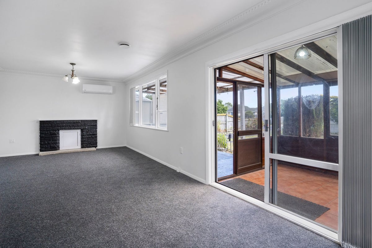 71 McAnnalley Street, Manurewa East, Auckland - Carousel 2