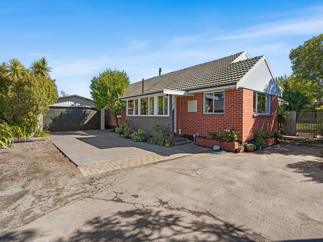 2/151 Yaldhurst Road, Sockburn, Christchurch - Carousel 1