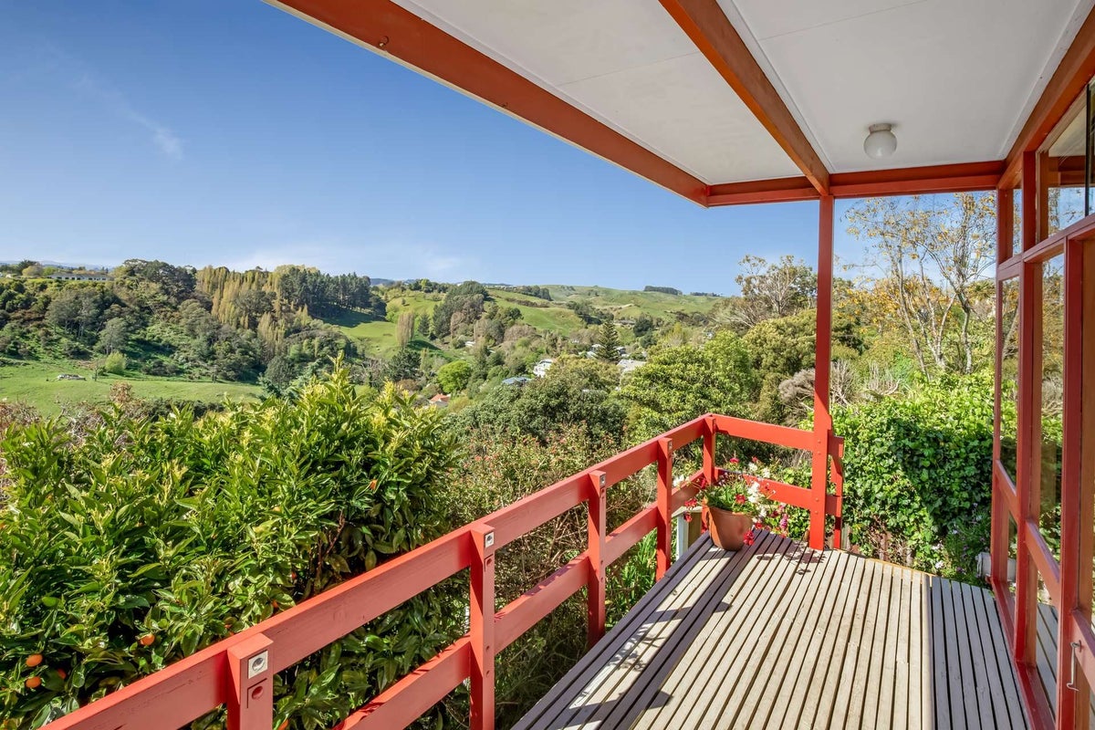 7A Stark Street, Durie Hill, Whanganui - Carousel 2