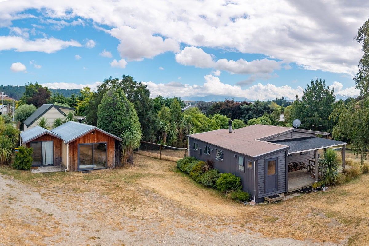 109 Hopkins Street, Cromwell - Carousel 33