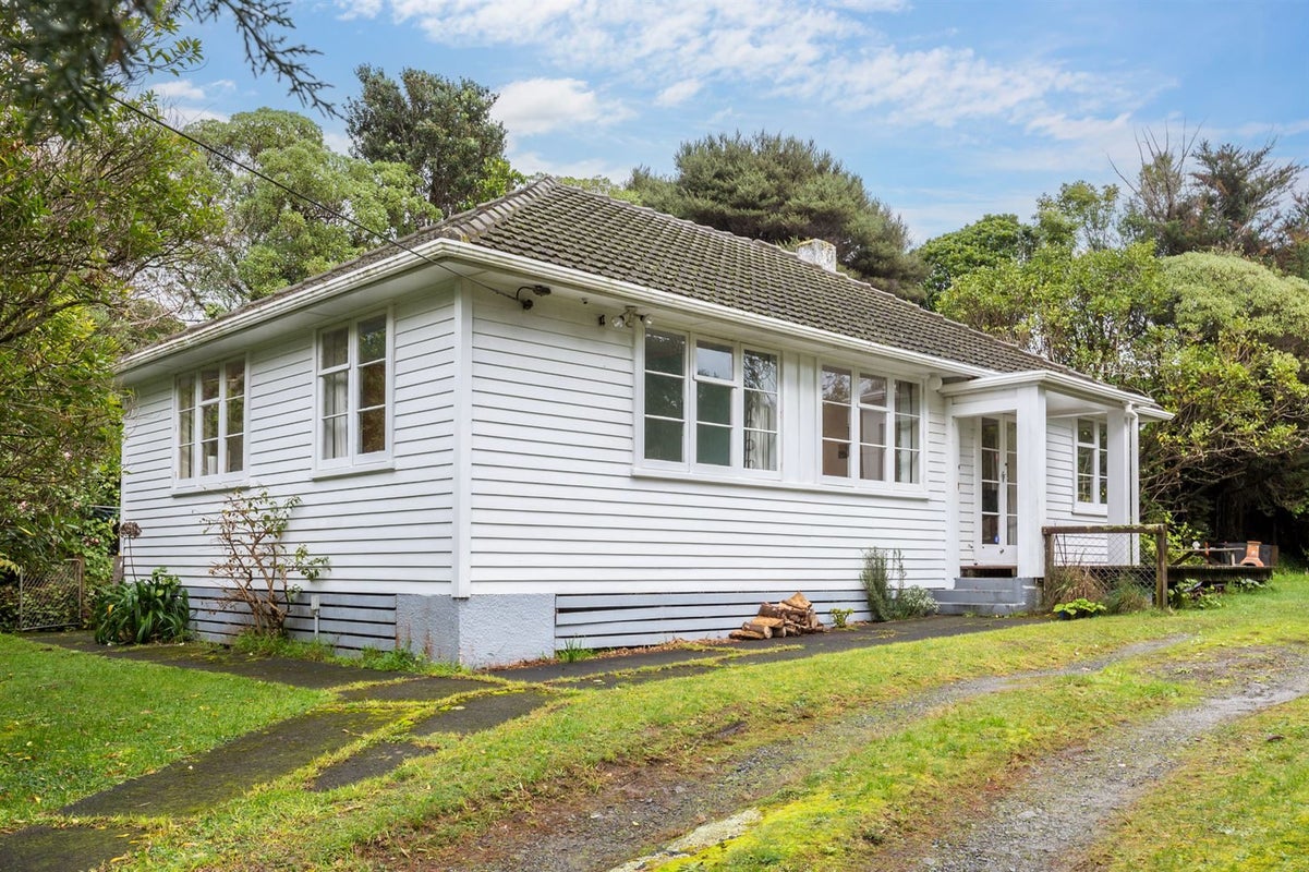 3 Weku Road, Pukerua Bay, Porirua - Carousel 13
