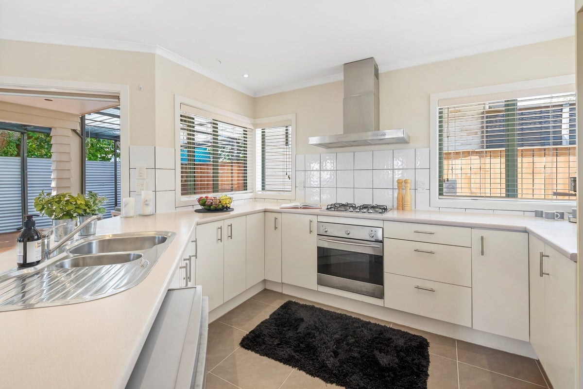 55 Sandspit Road, Cockle Bay, Auckland - Carousel 2