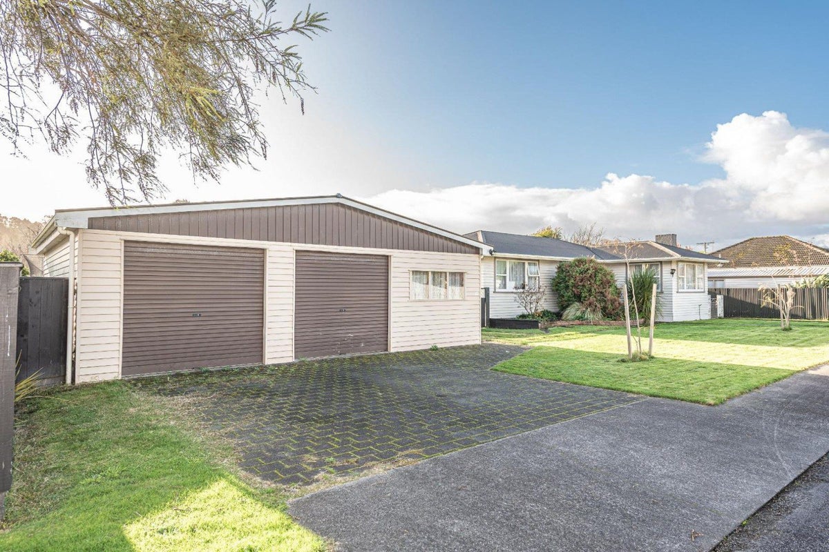 1 Hodge Place, Aramoho, Whanganui - Carousel 16