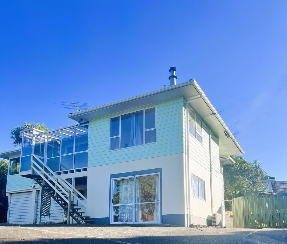 139 Triangle Road, Massey, Auckland - Carousel 1