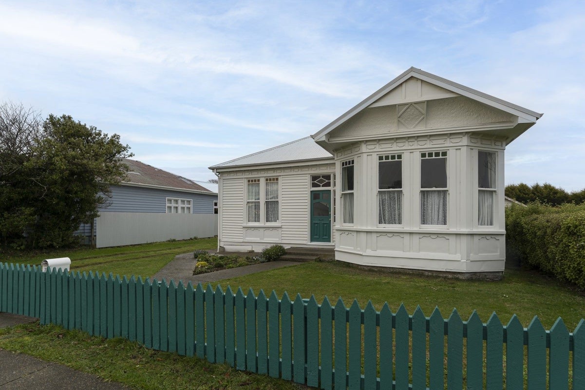 27 Collingwood Street, Strathern, Invercargill - Carousel 1