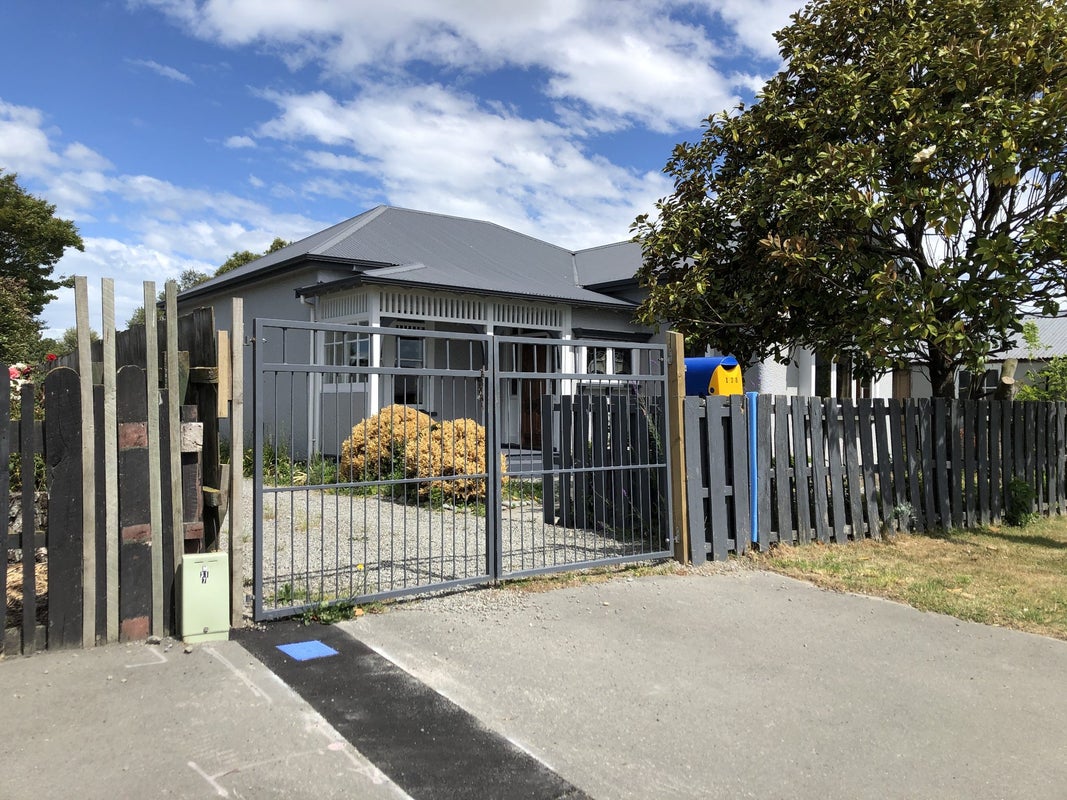 178 Chalmers Avenue, Hampstead, Ashburton - Carousel 2