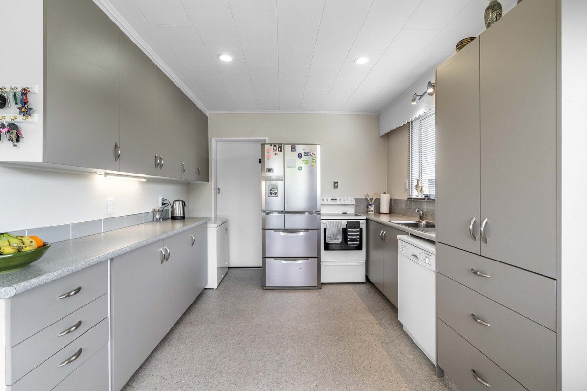 24 Cargill Street, Waikiwi, Invercargill - Carousel 2