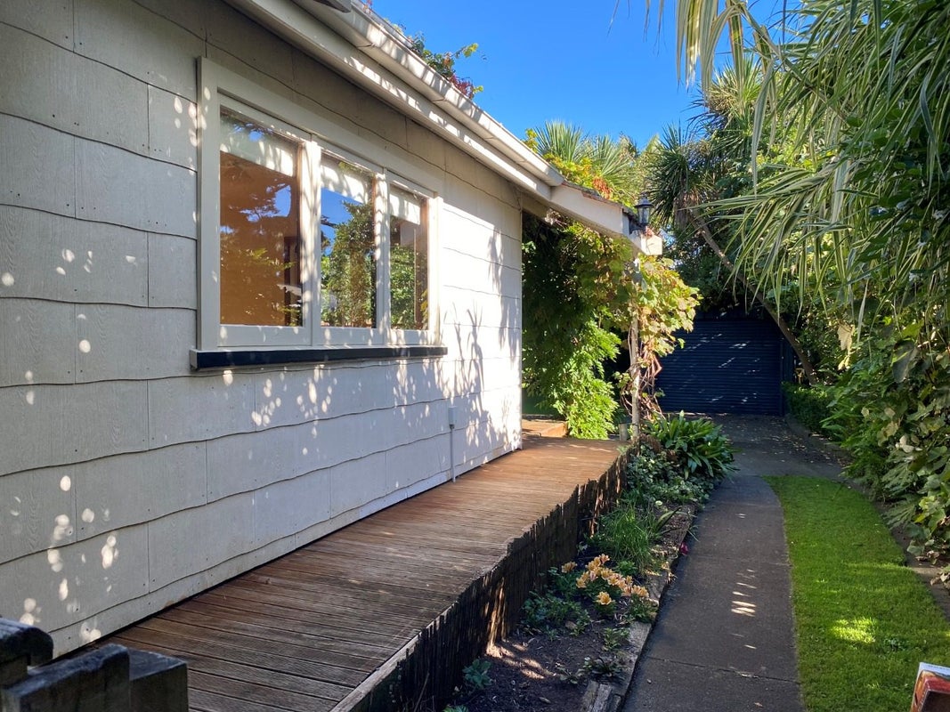33 Kuku Street, Te Awanga, Te Awanga - Carousel 2