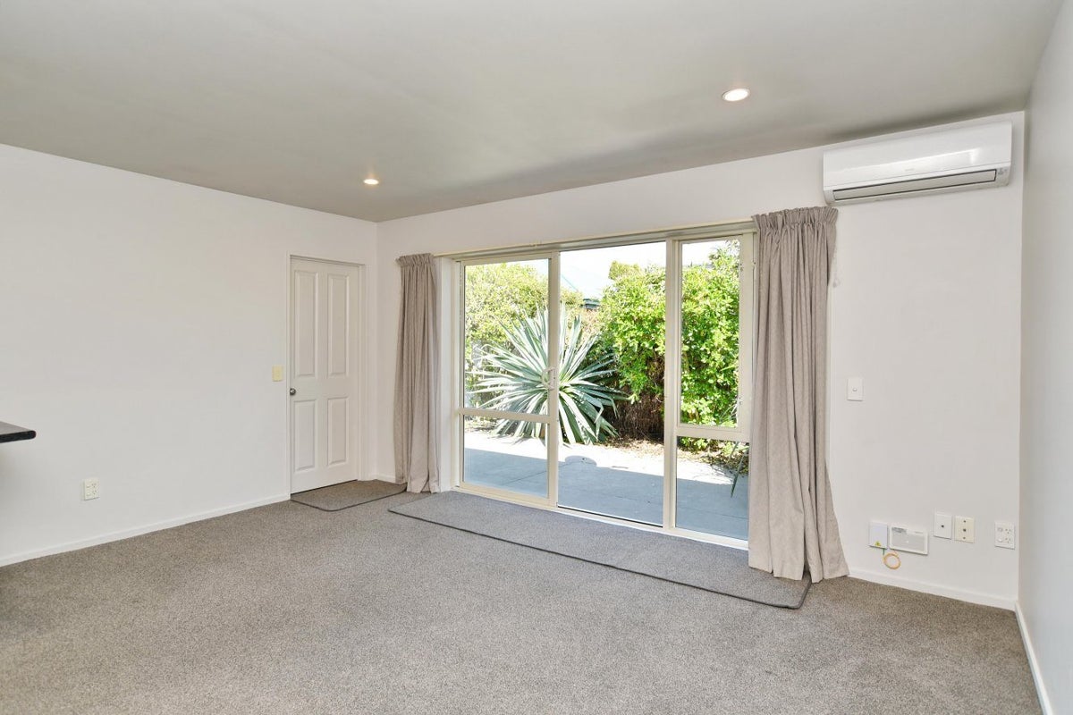 16D Lyndon Street, Riccarton, Christchurch - Carousel 2