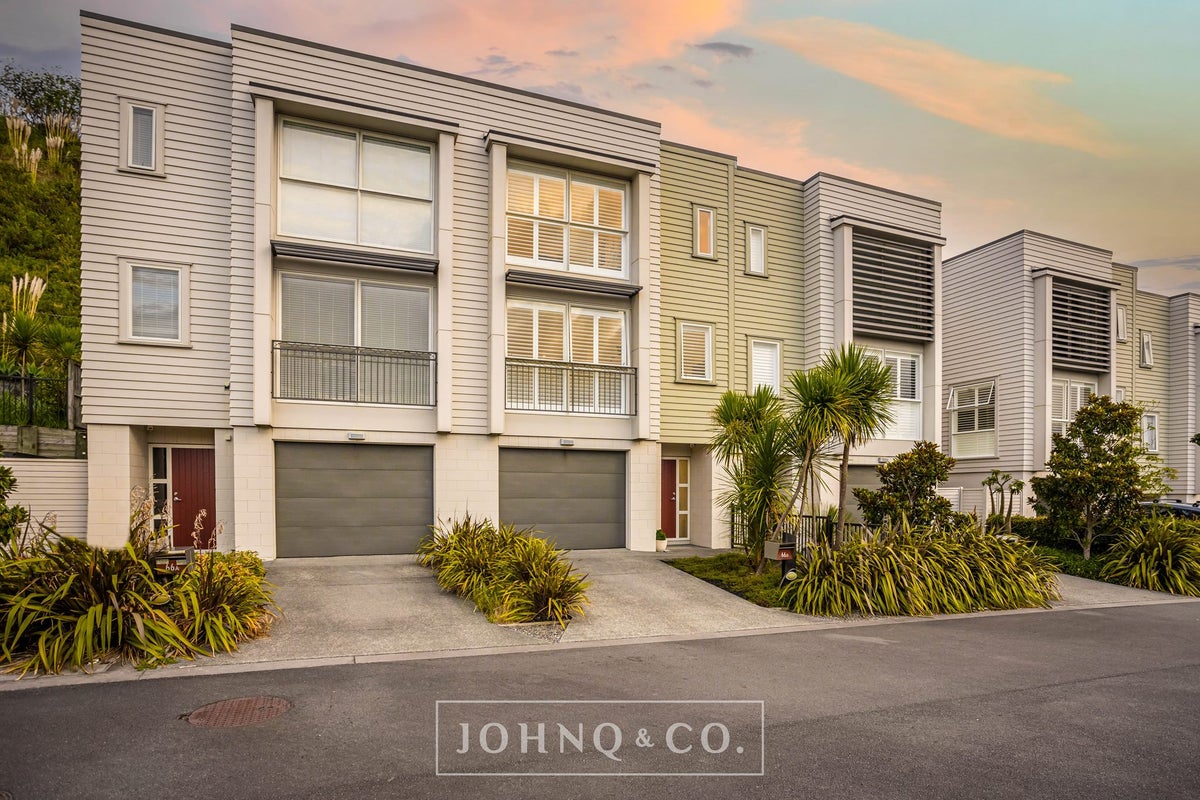 66B Tihi Street, Mount Wellington, Auckland - Carousel 1