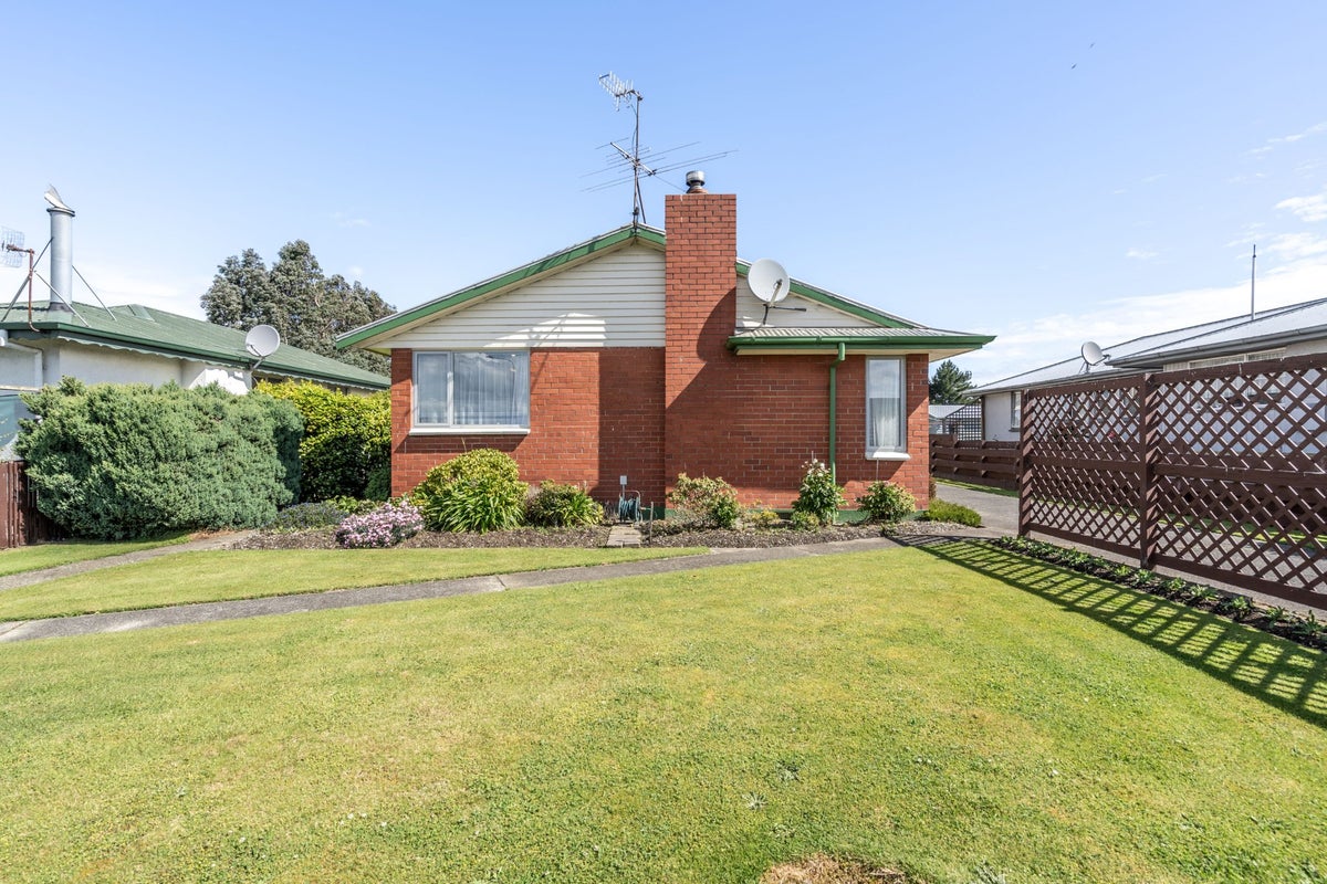 419 Centre Street, Rockdale, Invercargill - Carousel 1