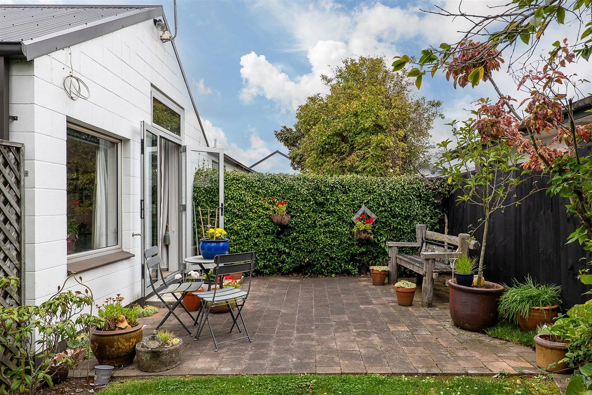 3/16 Lindsay Street, St Albans, Christchurch - Carousel 2
