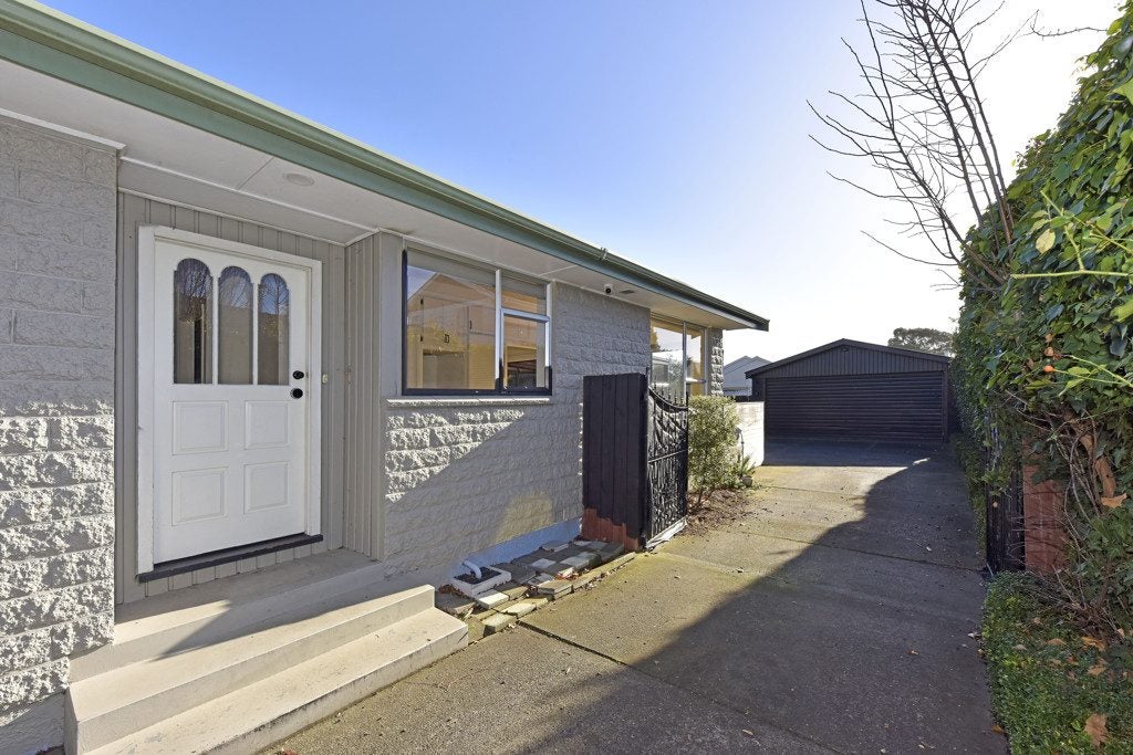 5 Aspen Place, Parklands, Christchurch - Carousel 2
