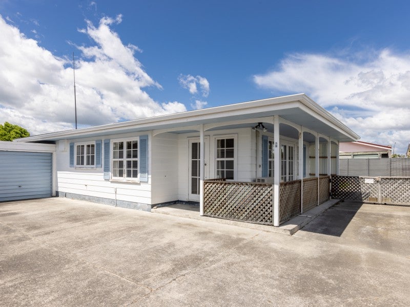 39 Coventry Avenue, Tamatea, Napier - Carousel 1