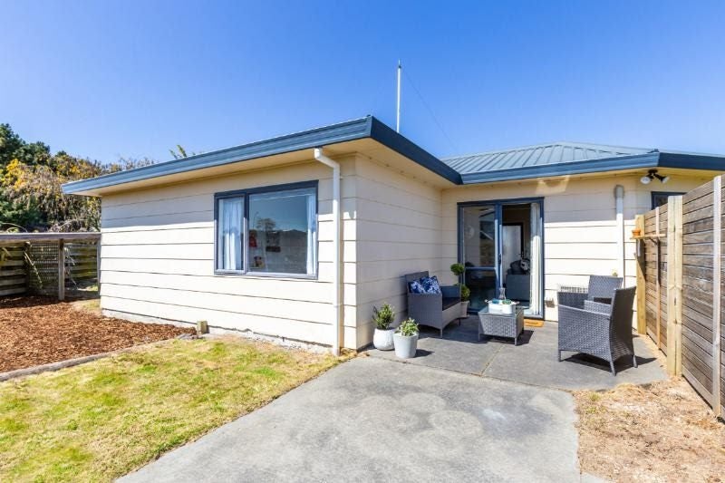 2/89 Arthur Crescent, Hilltop, Taupo - Carousel 2