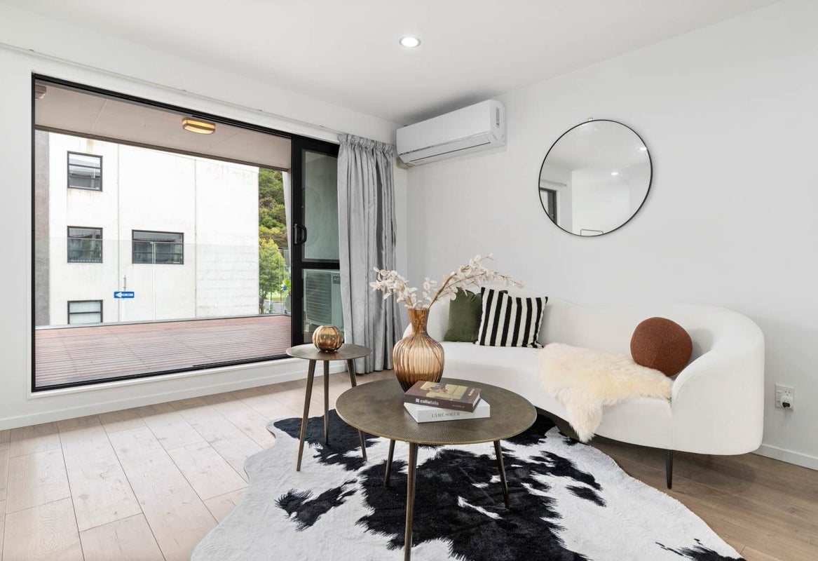 3/5 Perekia Street, Albany, Auckland - Carousel 2