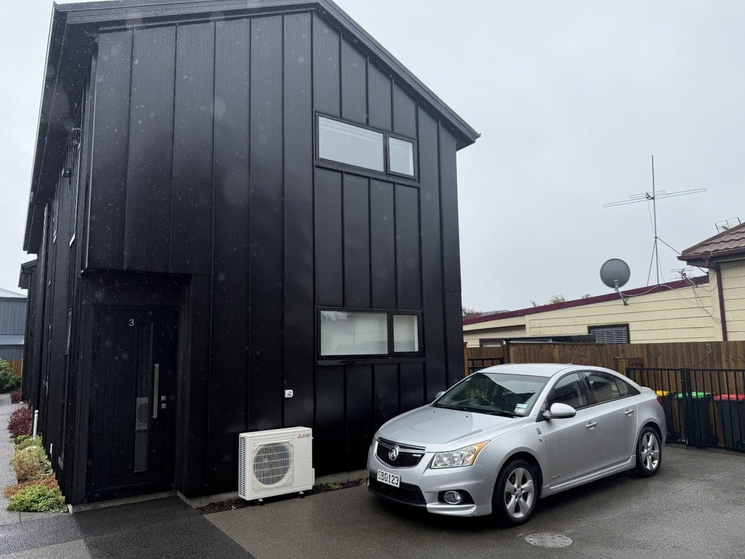 3/89 Barbour Street, Waltham, Christchurch - Carousel 1