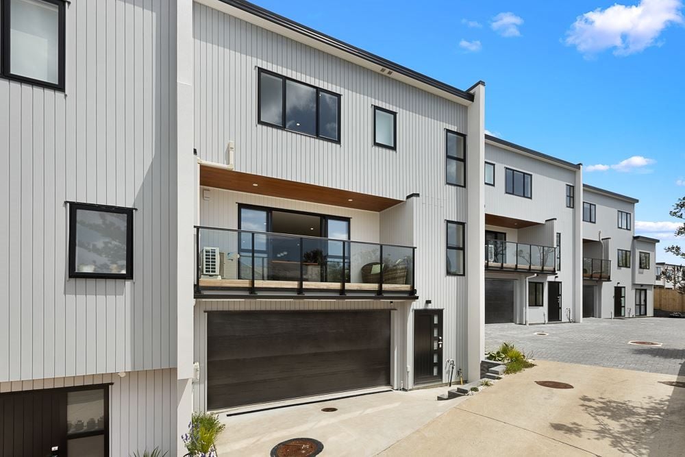 19D Hastings Road, Mairangi Bay, Auckland - Carousel 1