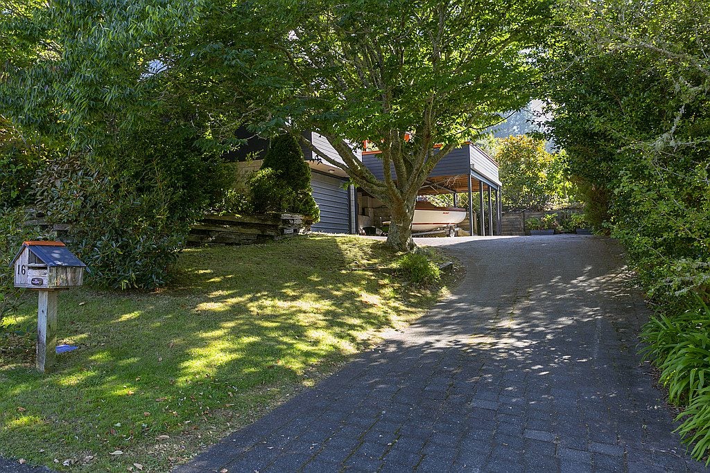 16 Brunette Drive, Acacia Bay, Taupo - Carousel 38
