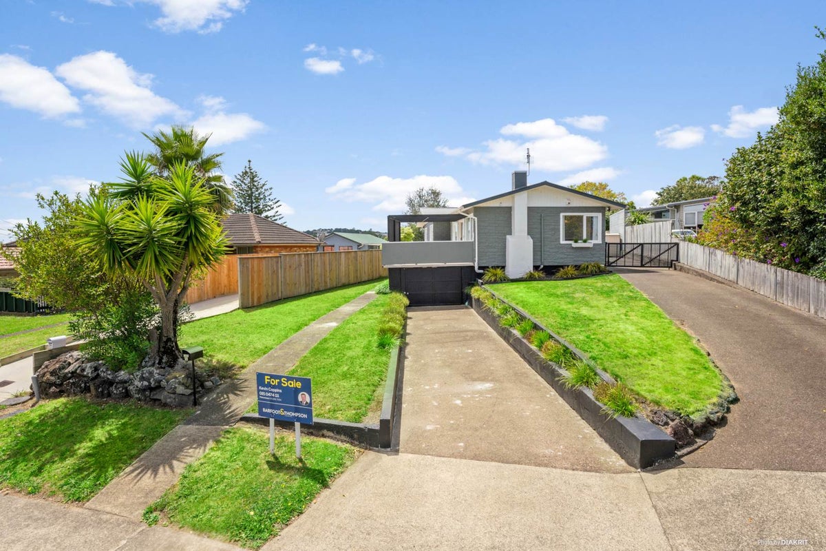18 Rothery Road, Hillpark, Auckland - Carousel 1