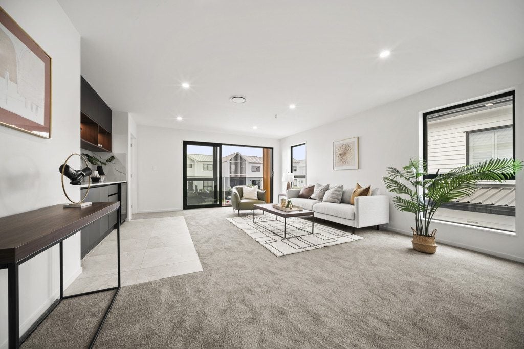 6 Pukeko Road, HOBSONVILLE - Carousel 2