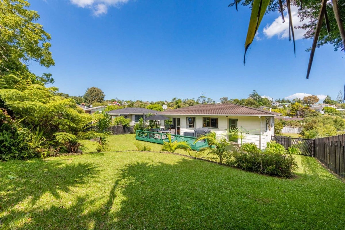 16 Pankhurst Place, Sunnyvale, Auckland - Carousel 10