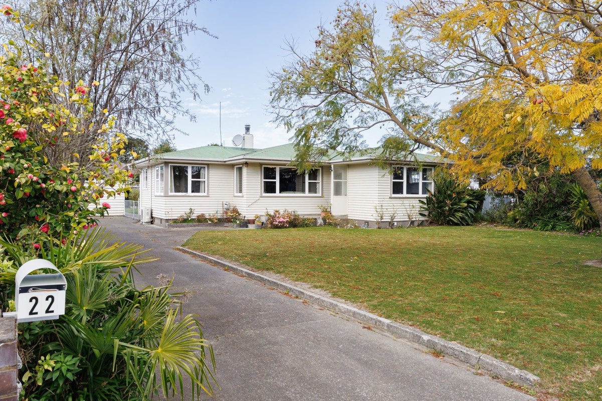 22 Trent Street, Taradale, Napier, Hawke's Bay - Carousel 1