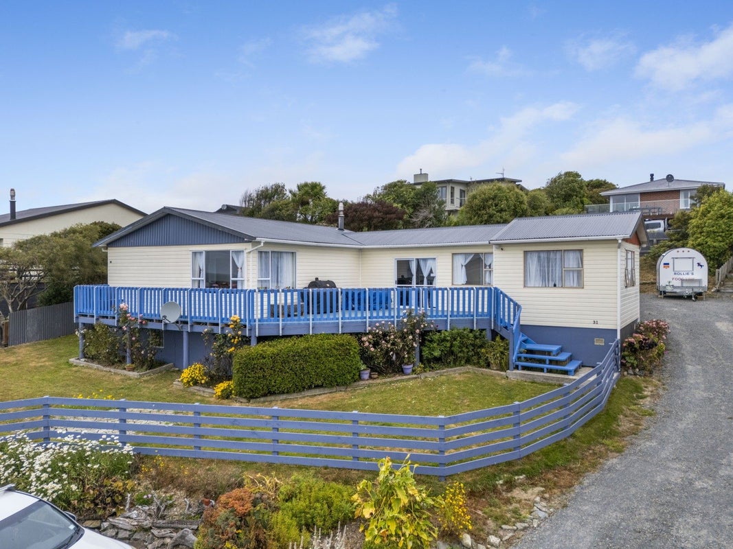 31 Hill Street, Kaka Point, Balclutha - Carousel 2