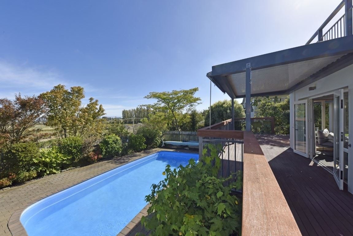 23 Ennerdale Row, Westmorland, Christchurch - Carousel 1