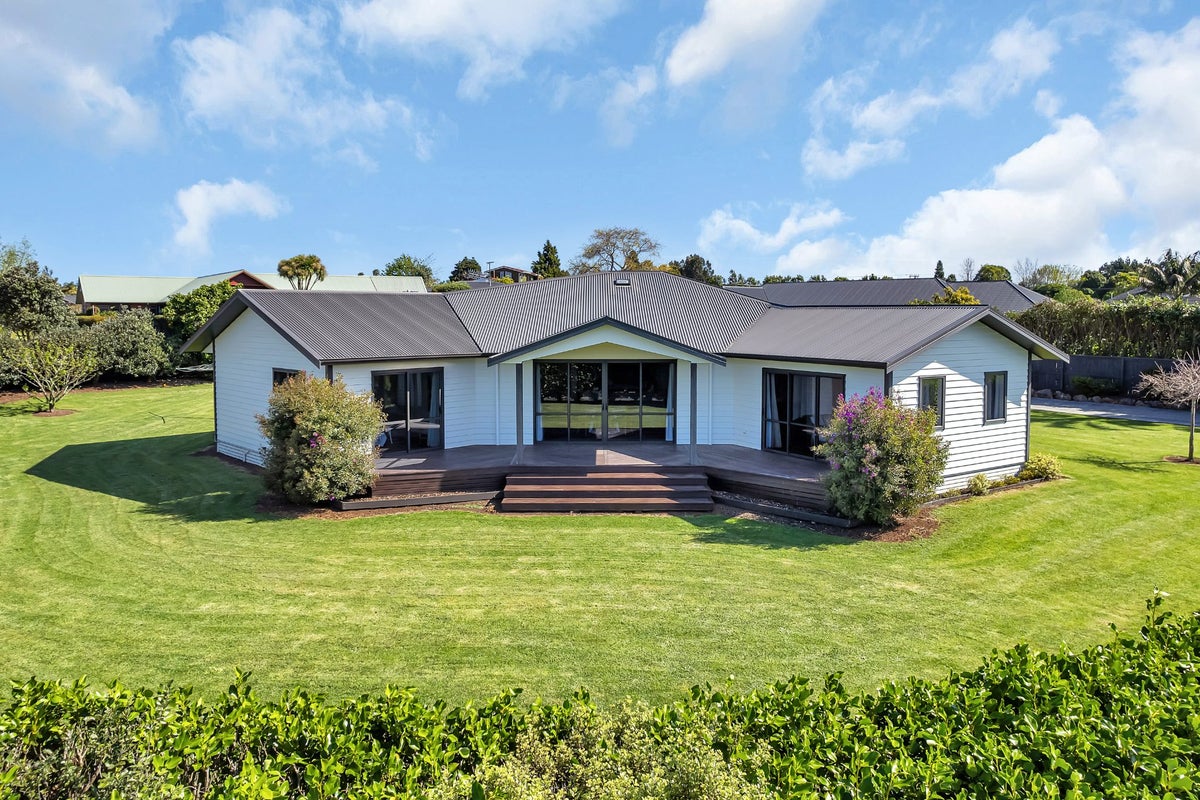 4 Beau Lane, Maunu, Whangarei - Carousel 1