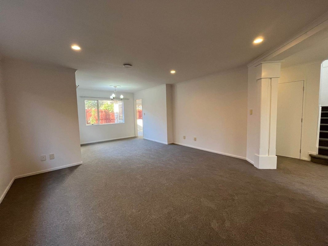 20 Liffey Drive, East Tamaki, Auckland - Carousel 2