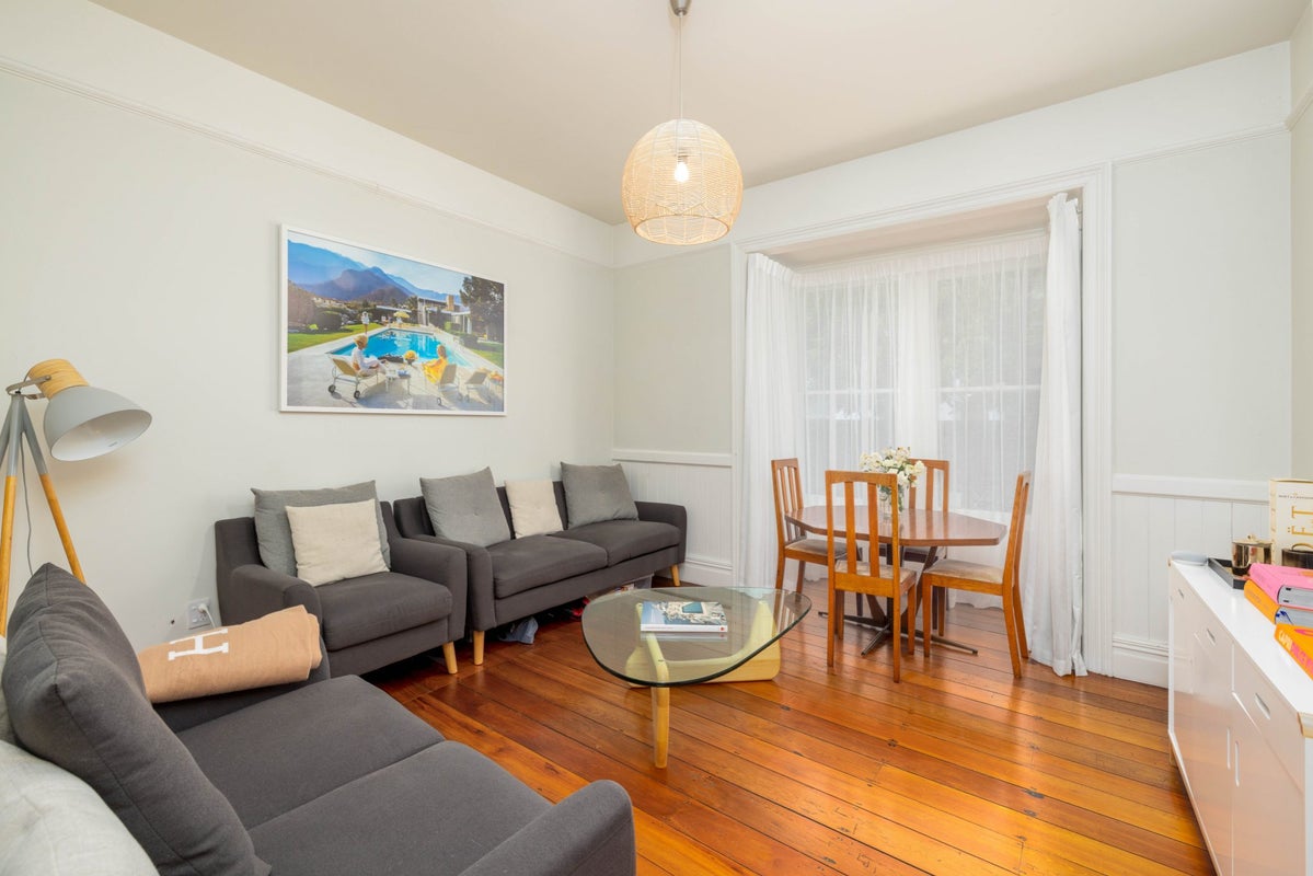 15 Champion Street, Edgeware, Christchurch - Carousel 2