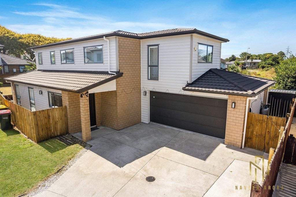 12 Hansen Place, Takanini, Auckland - Carousel 2