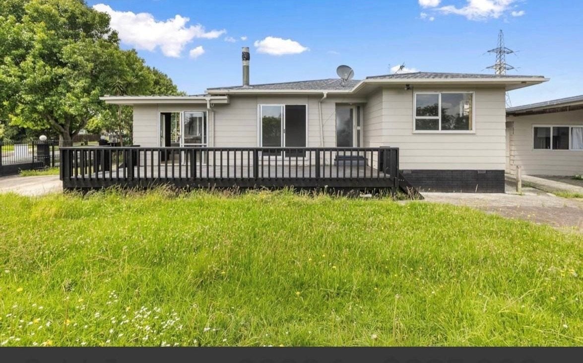 66 Sikkim Crescent, Clover Park, Auckland - Carousel 16