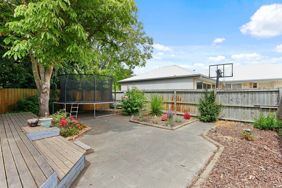 59 Northcote Road, Northcote, Christchurch - Carousel 12