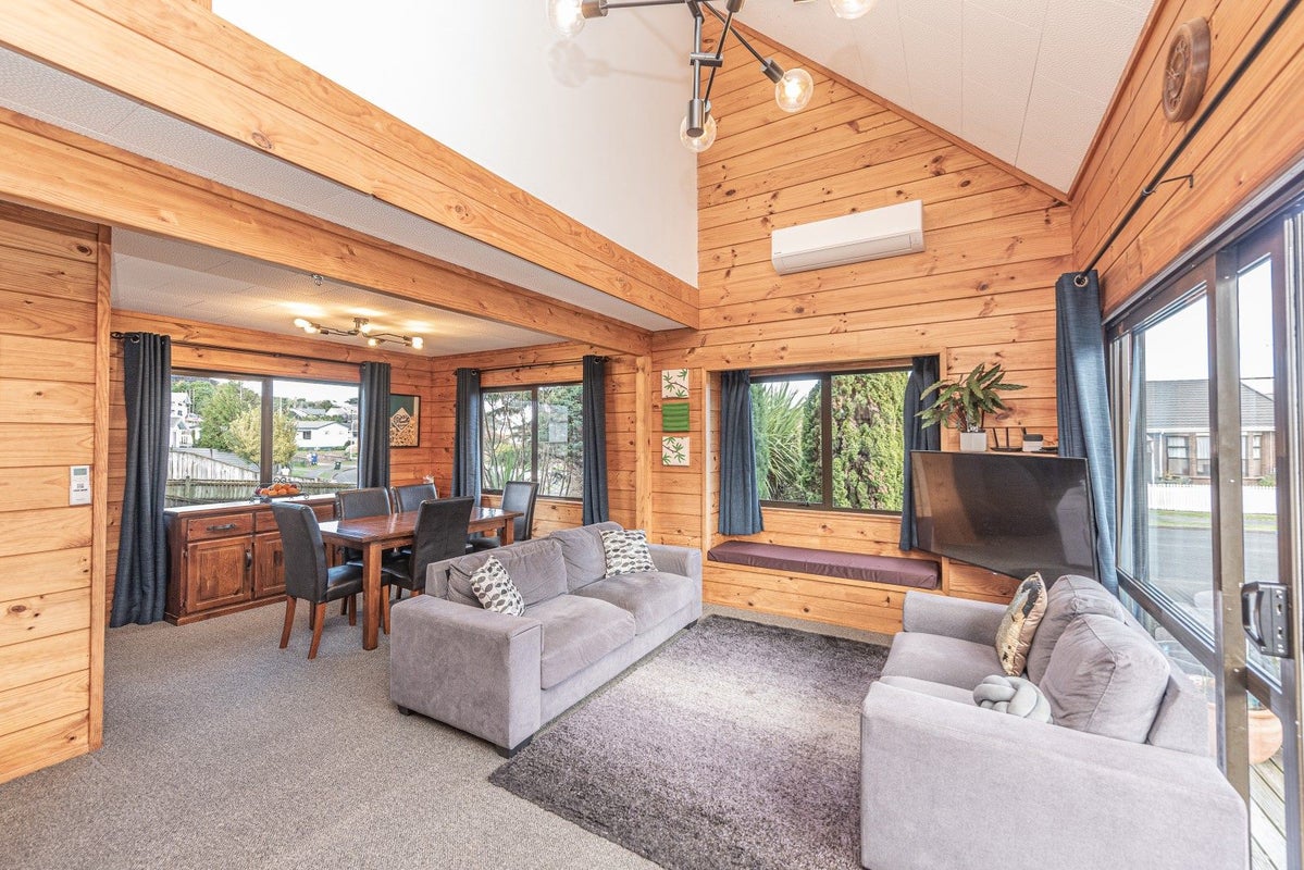 82 Treadwell Street, Springvale, Whanganui - Carousel 2