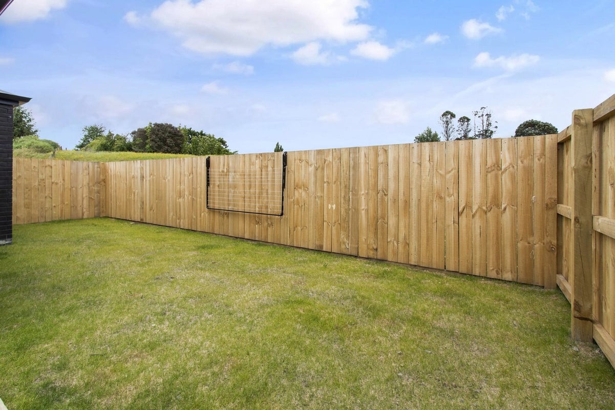 6 Ngarua Lane, HOROTIU, HAMILTON - Carousel 20