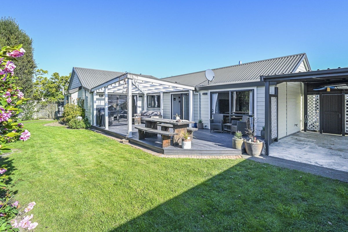 4 Symons Street, Parkvale, Hastings - Carousel 1