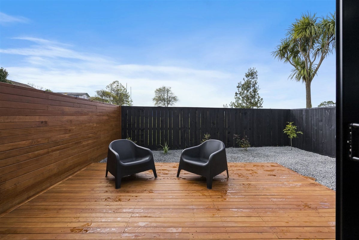 10A Ballial Place, West Harbour, Auckland - Carousel 2
